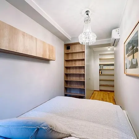 Stylish 2-bedroom In The Heart Of * 华沙