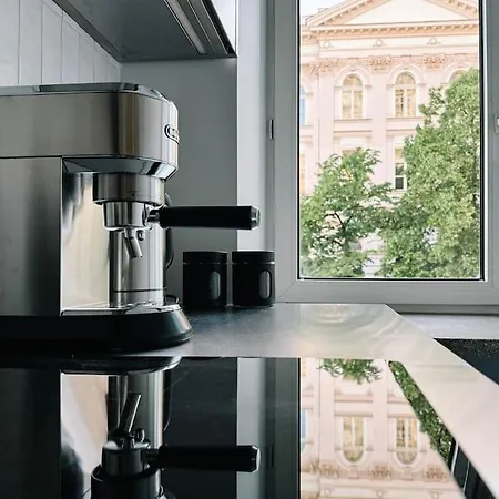 Stylish 2-bedroom In The Heart Of 公寓