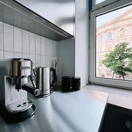 Stylish 2-bedroom In The Heart Of